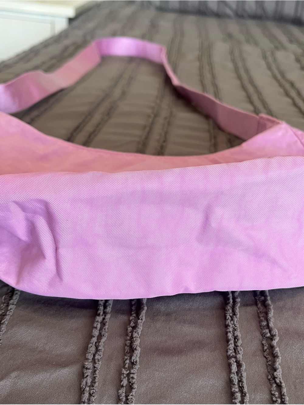 BAGGU Peony Small Crescent Bag - Picture 7 of 11